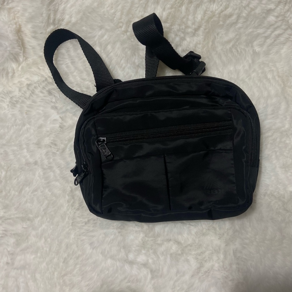 RBX Men's Sleek Black Belt Bag